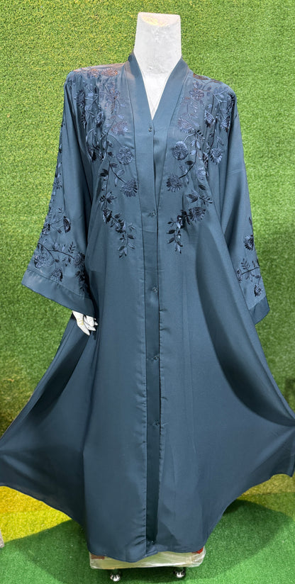 Thread Embellished Abaya