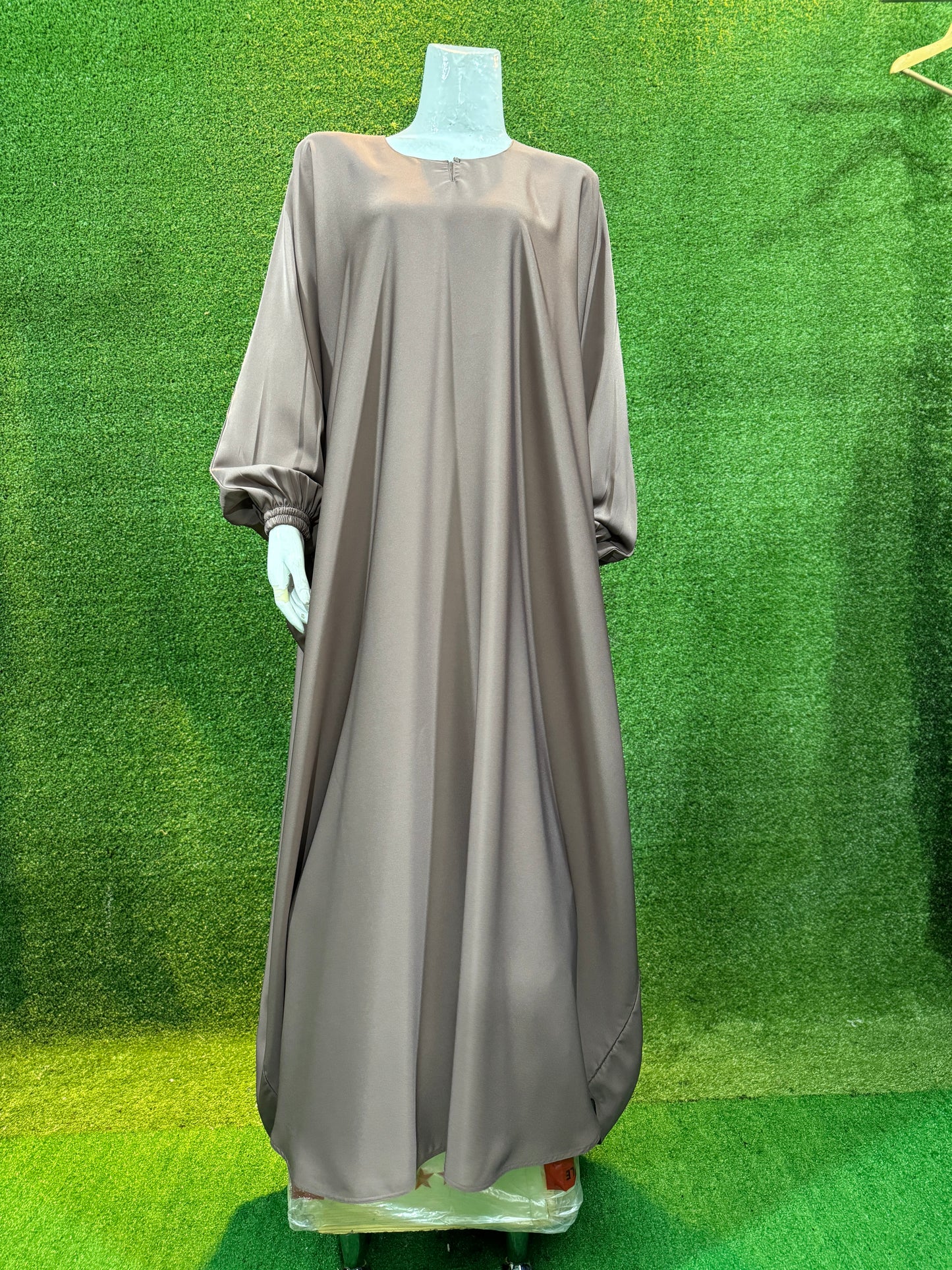 Plain Kaftan with Elastic Slevees