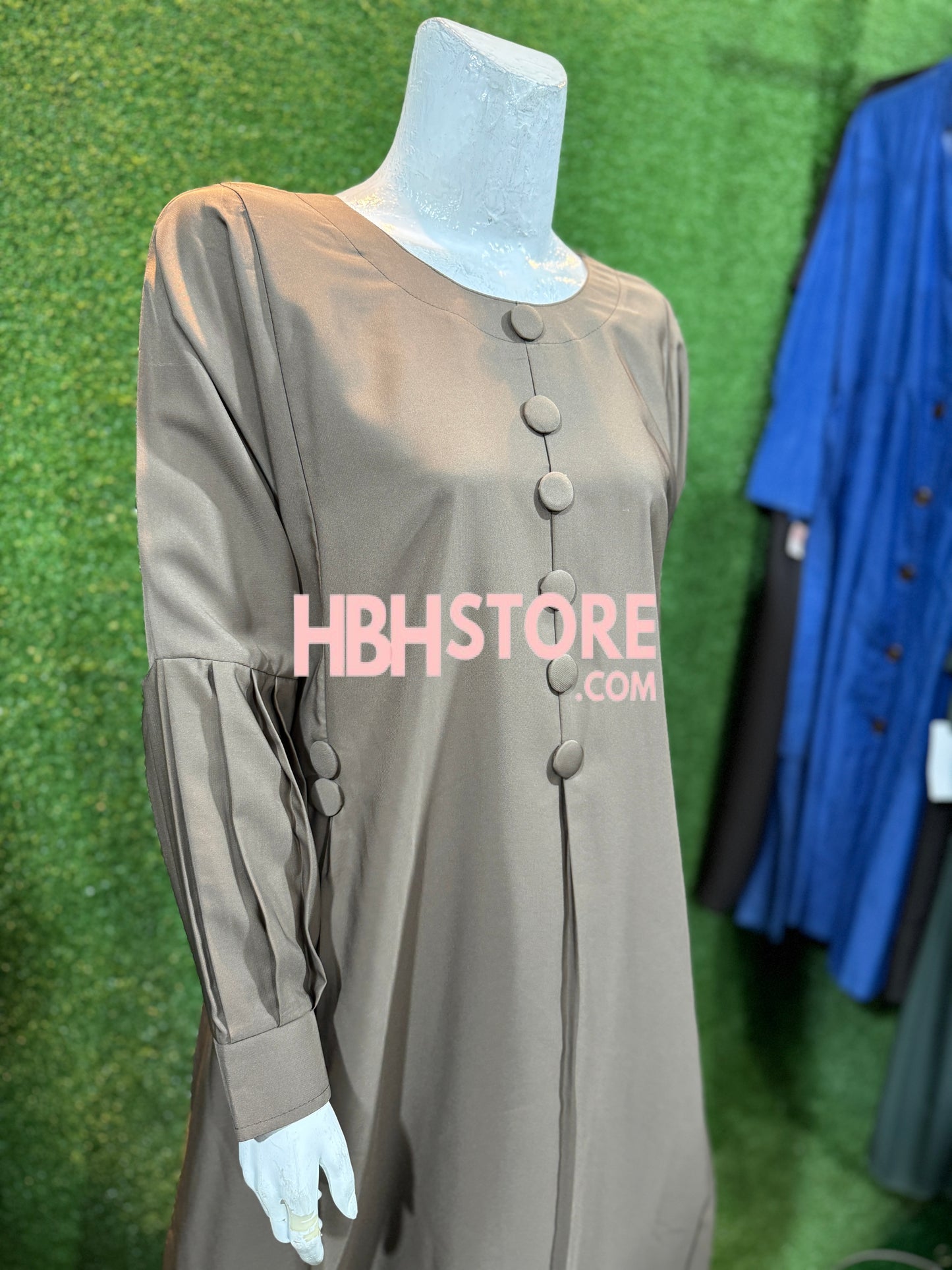 Button Pleats Abaya