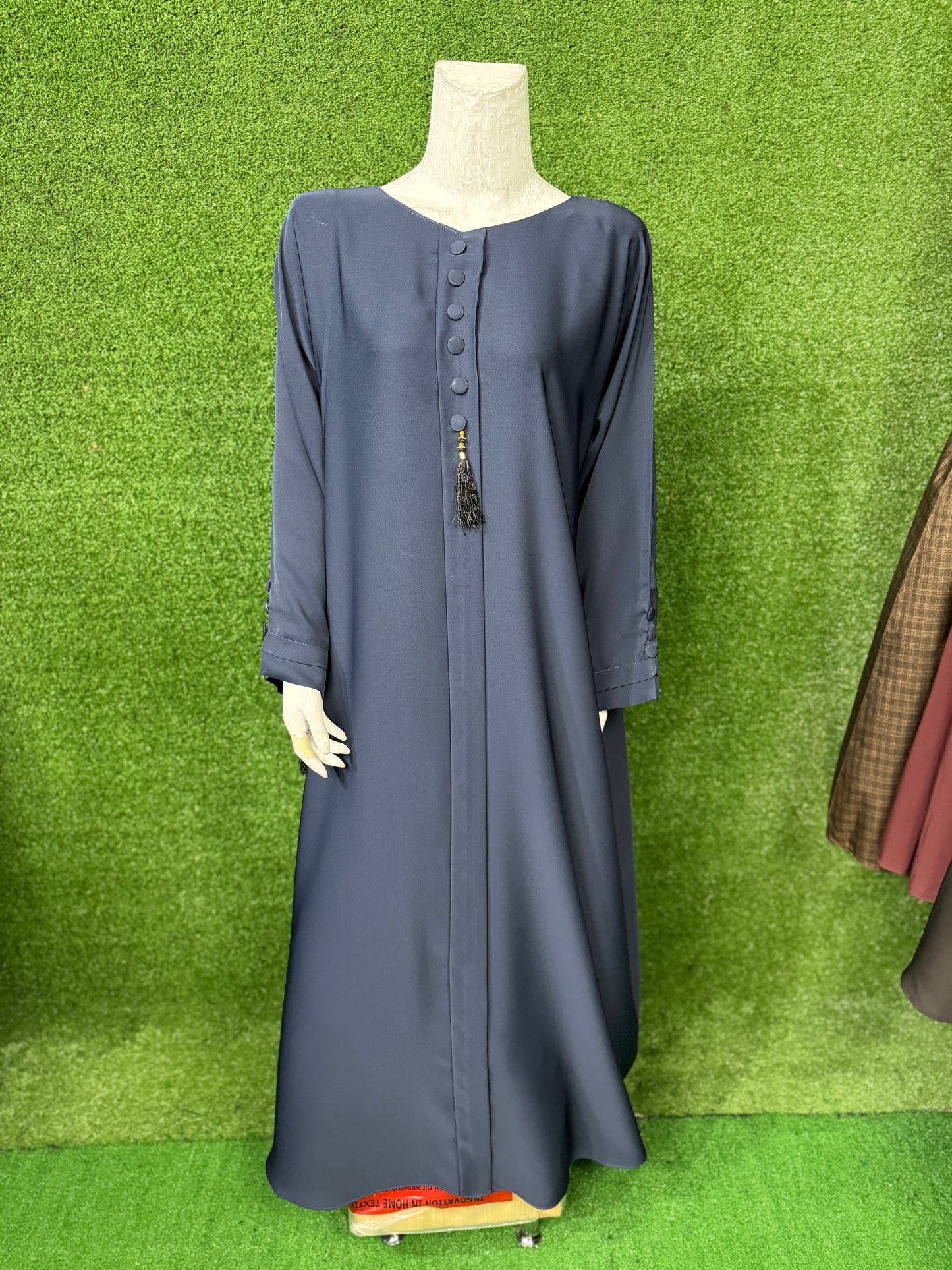 Buttons Front Close abaya