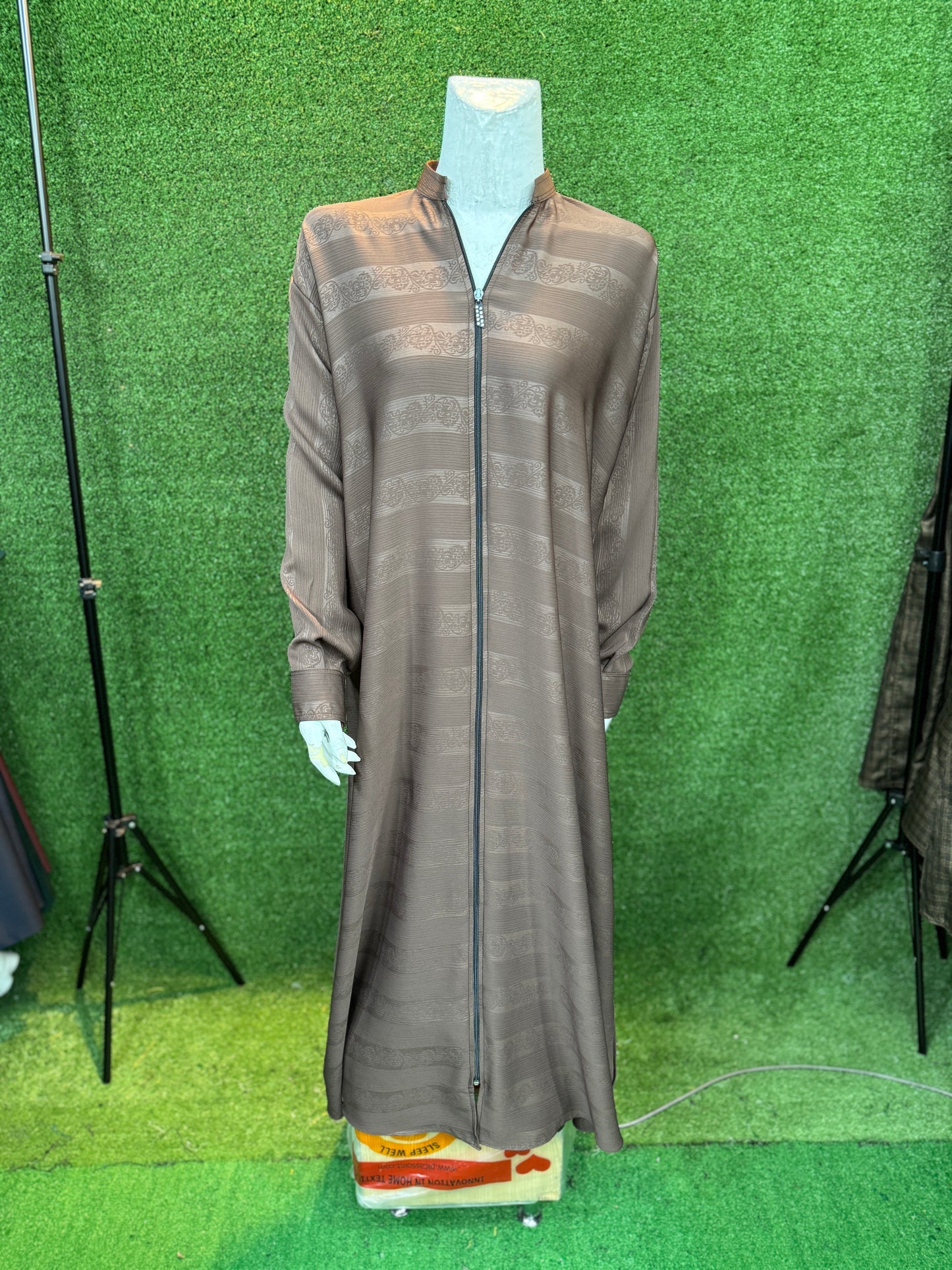 SELF PRINT ZOOM ZIPPER ABAYA