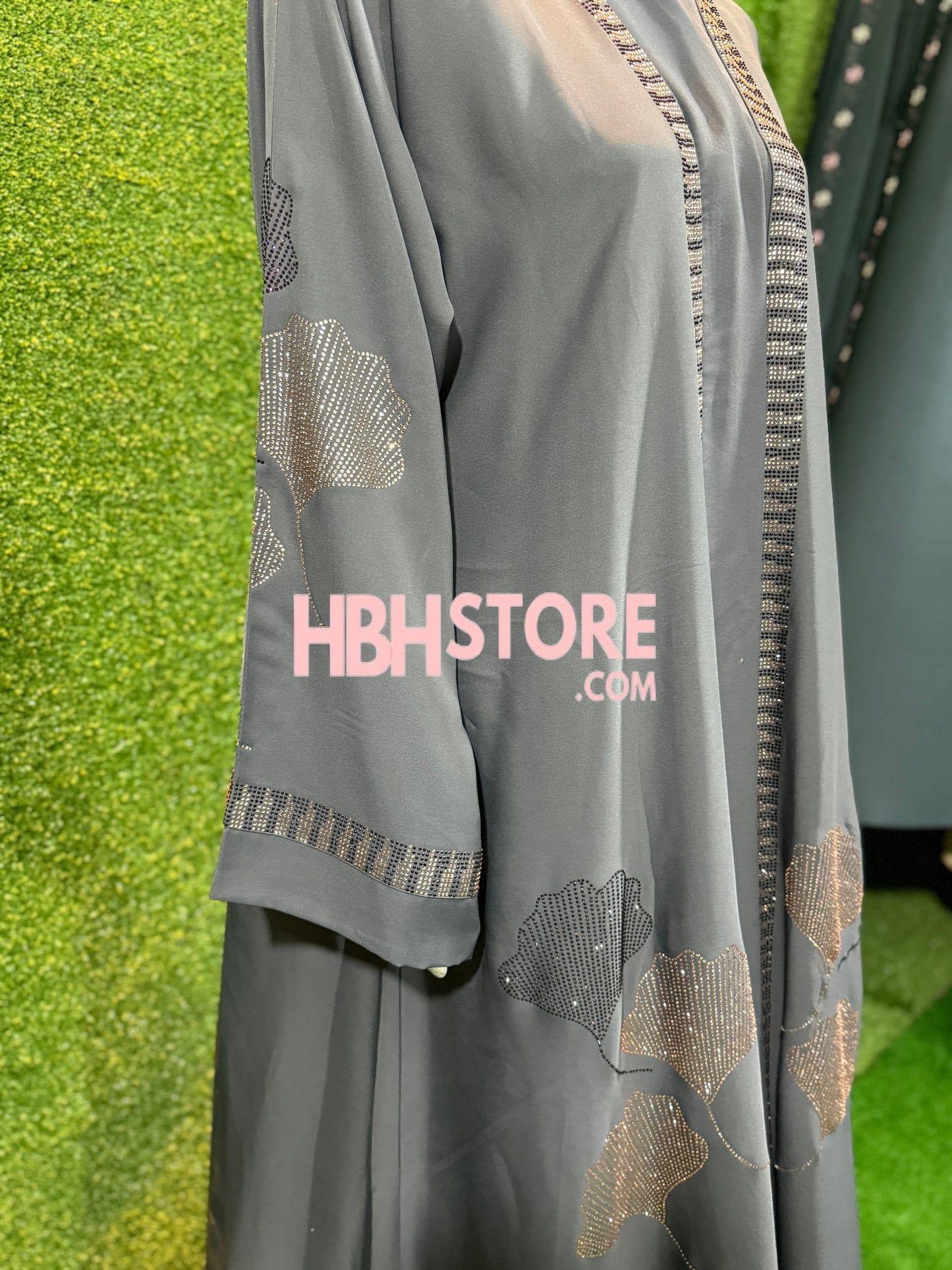 Iskandar Front Open Embellished Abaya - Muave